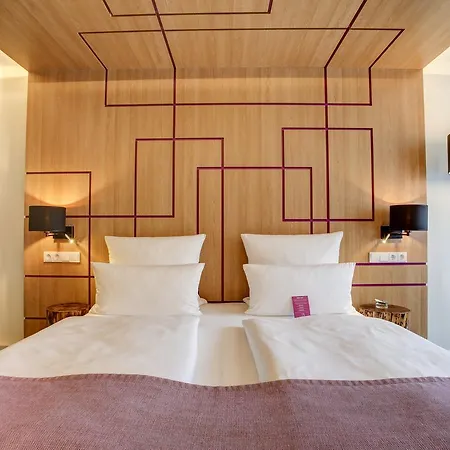 Fourside Hotel