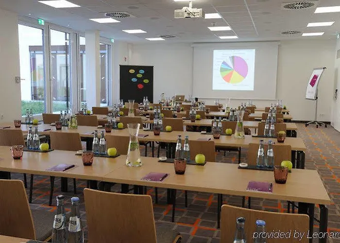 Отель Fourside 4*